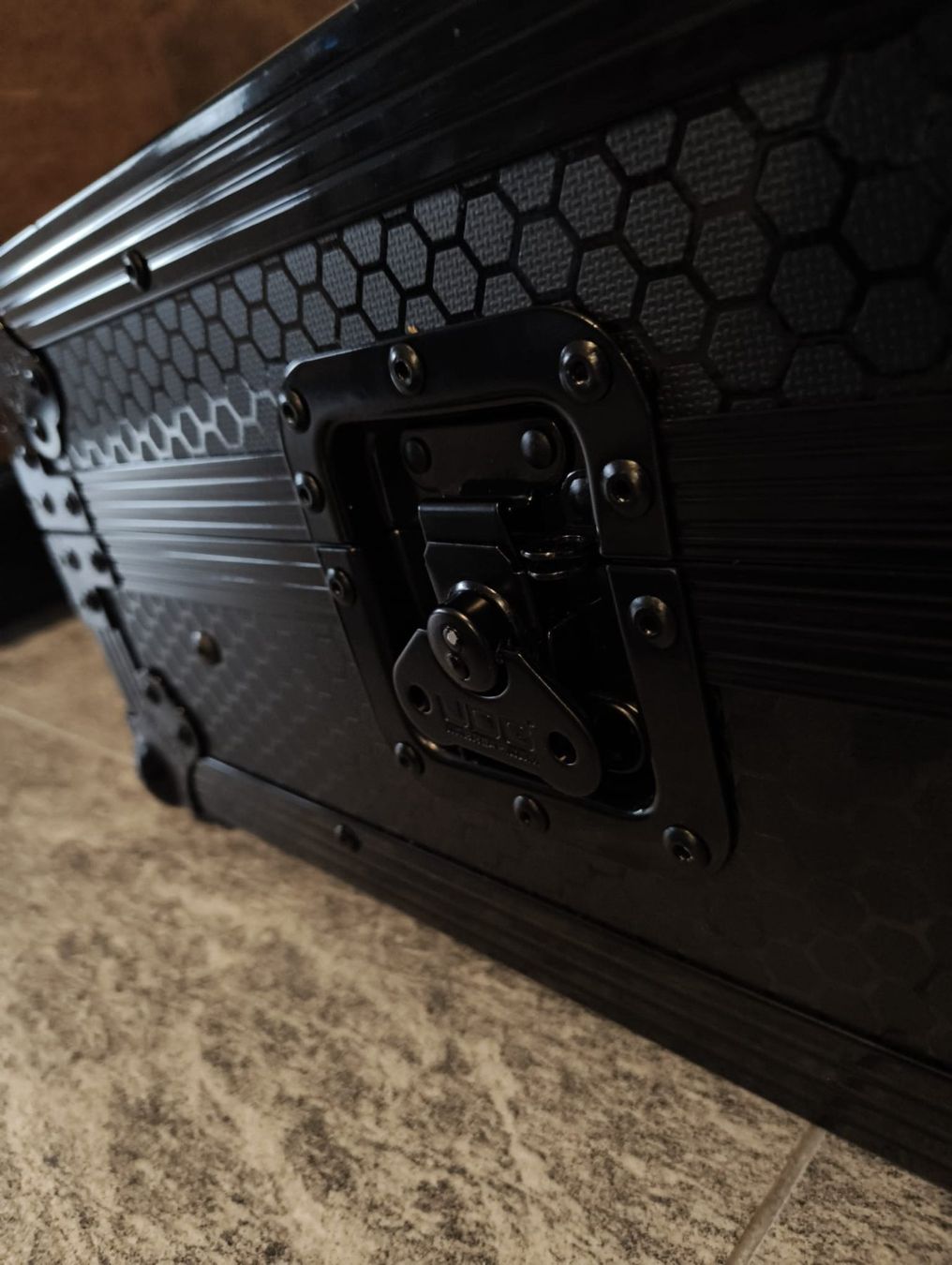 Traktor Console di mixaggio: DJ Console Traktor Kontrol S5 + flight case UDG – Usato da Vernate venduto da Patrick47 6
