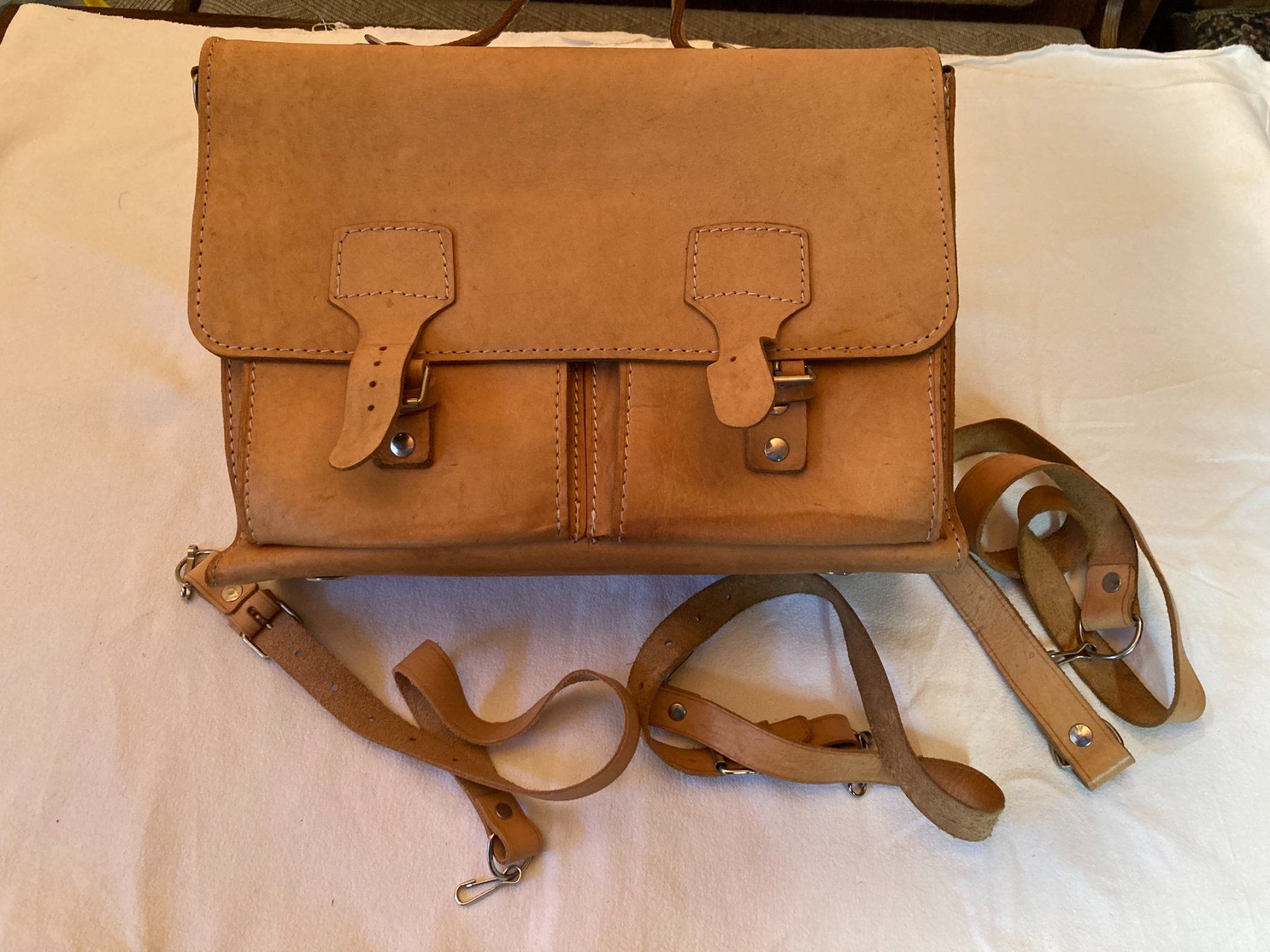 Koffer & Taschen: Leder-Mappe – Neu (gemäss Beschreibung) aus Jegenstorf von Mm2448