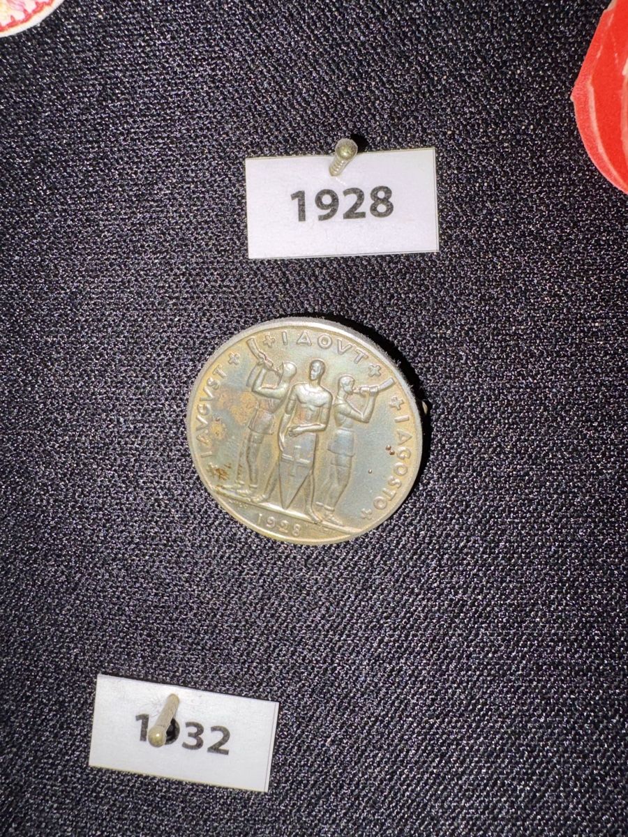 Medaglie: 1. Augustabzeichen Sammlung – Usato da Brülisau venduto da Thuri1 2