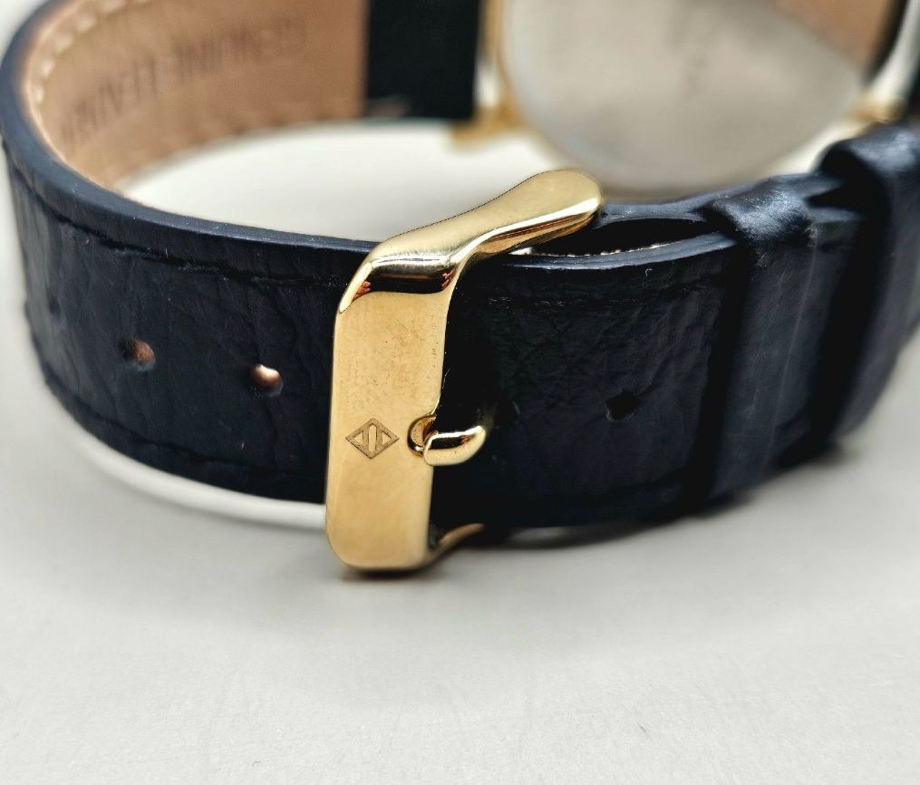 Bracciali & Braccialetti: Unisex Uhr Alpha Basic , Gut erhaltene Goldfarben – Usato da Untersiggenthal venduto da TimeandShine 3