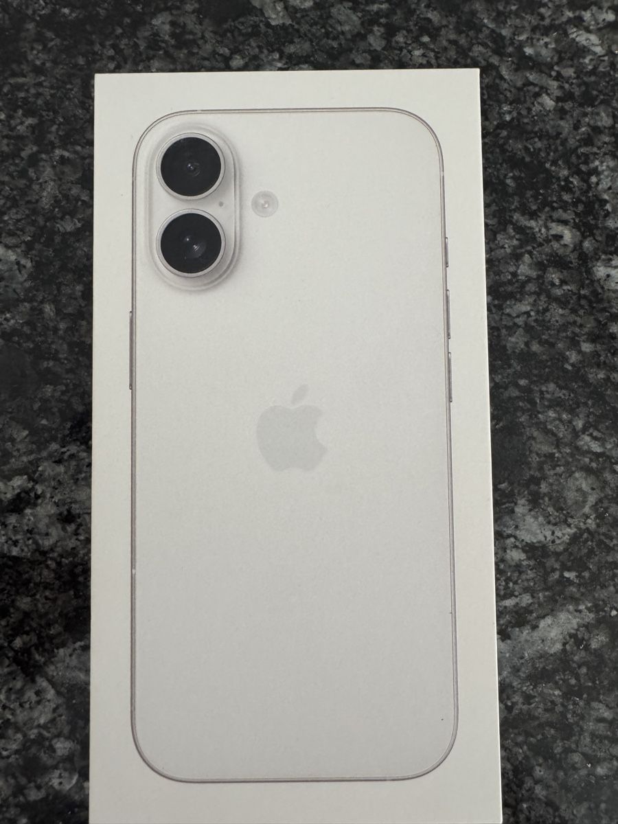 Apple Portables: Iphone 17  – D'occasion à Volketswil par Collector18 7