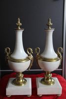 Paire De Cassolettes En Bronze Et Marbre