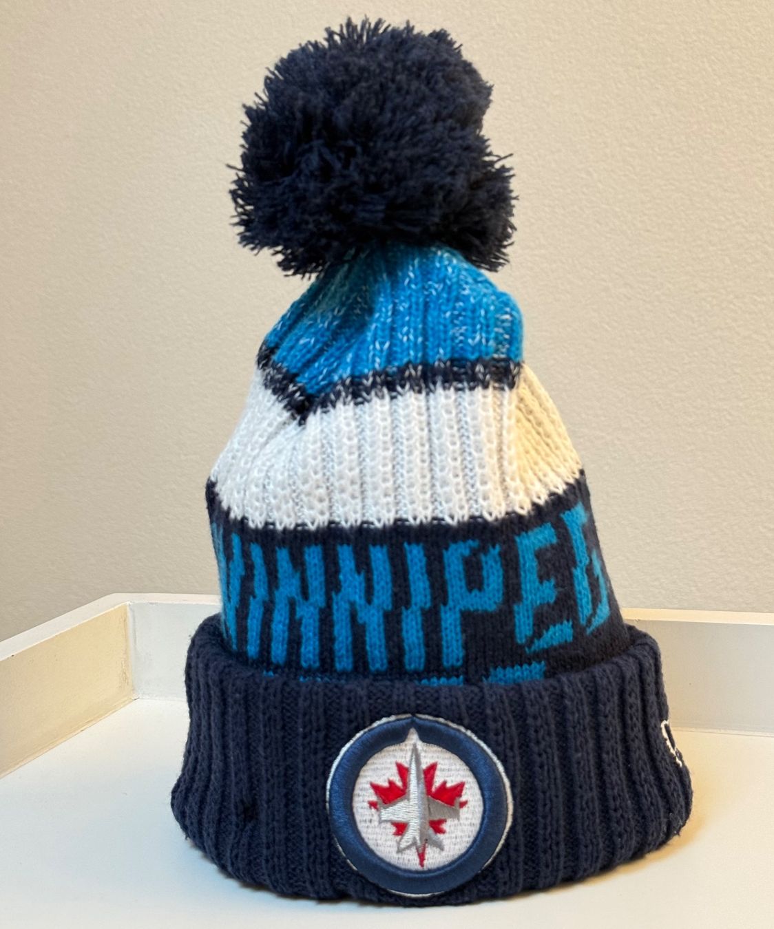 NHL Copricapi, berretti & cappellini: Bonnet NHL Winnipeg Jets – Usato da Denges venduto da peumens 2