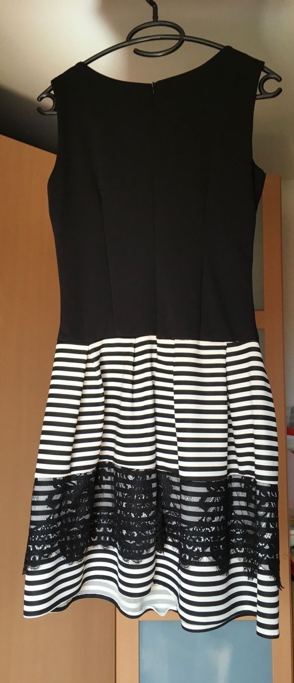 Kleider: Robe élégante noir blanc rayée dentelles S/M neuve – Neu (gemäss Beschreibung) aus Genève von Libellule477 3