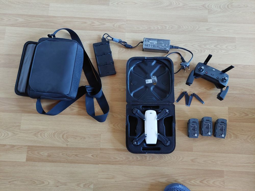 DJI Spark Set FLY More Combo (Gebraucht) in Utzenstorf für CHF 62 – nur ...