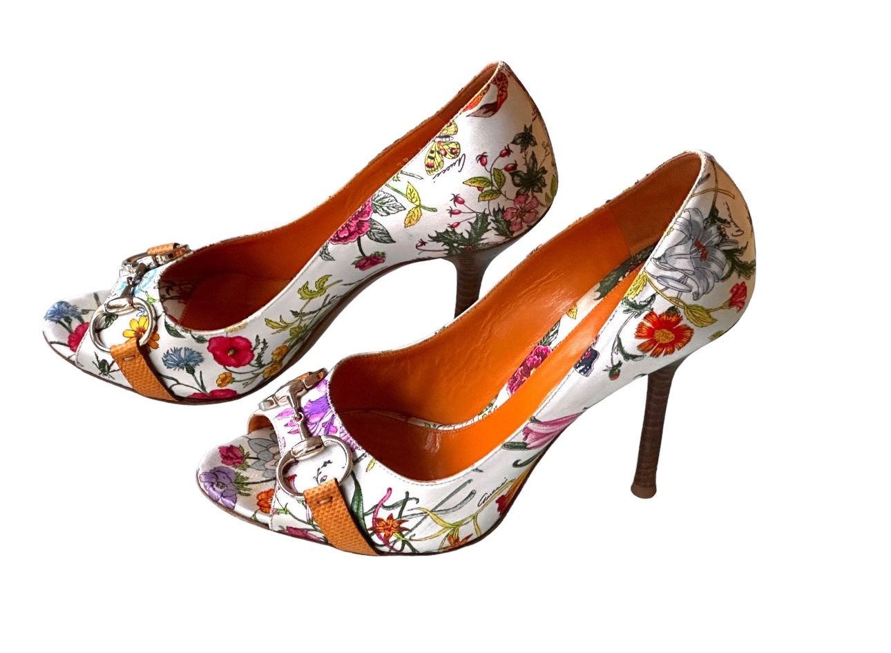 Gucci Chaussures femmes: Gucci Pums - 38gr. – D'occasion à Zufikon par Modestil365 1
