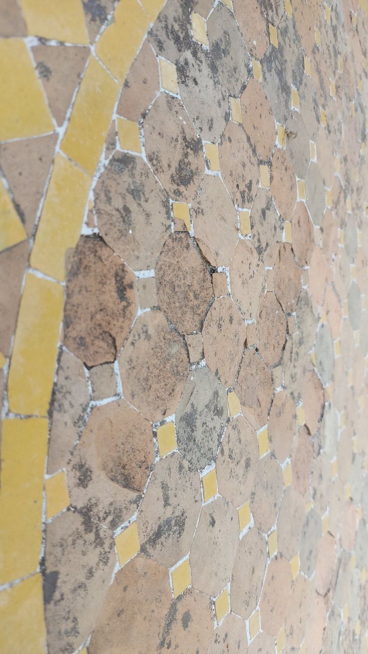 Piatti di portata: Mosaiktischplatte massiv – Difettoso da Alikon venduto da Brunzolini 1