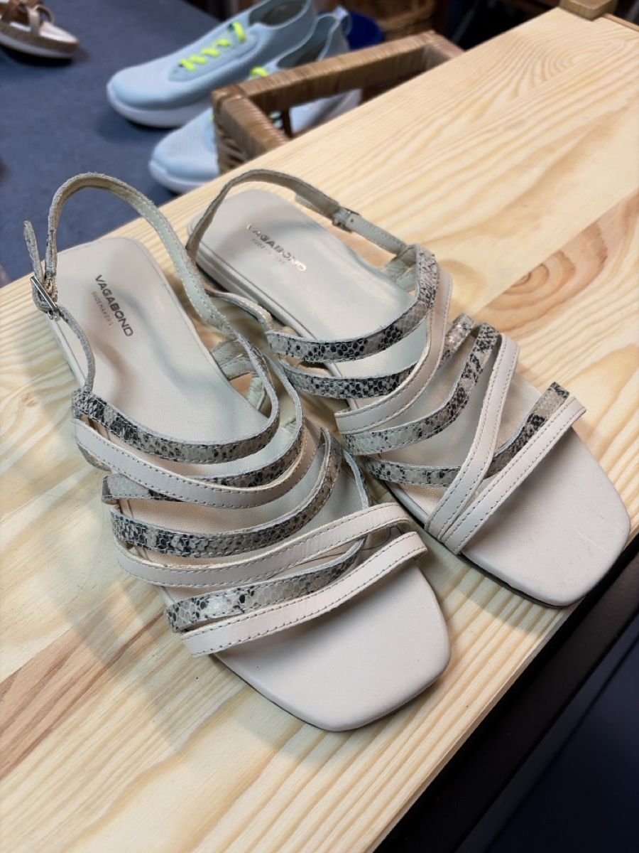 Vagabond Scarpe da donna: Sandalen in Schlangenoptik – Usato da Rütihof venduto da liv_k2bp