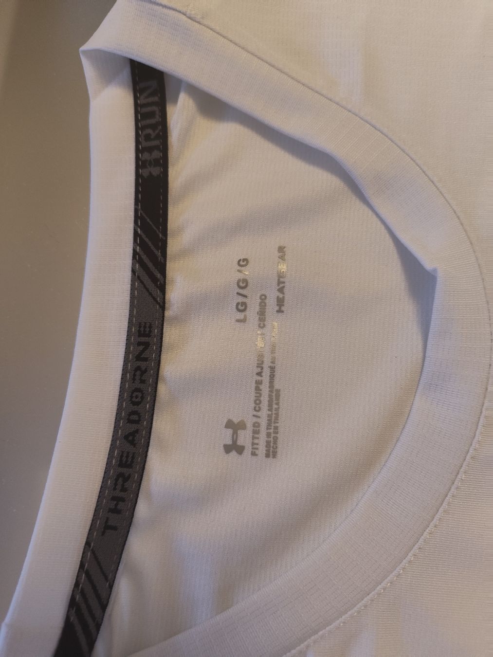 Under Armour T-shirt: T-shirt Under Armour blanc taille M – Nuovo (secondo la descrizione) da Domdidier venduto da witzis 2