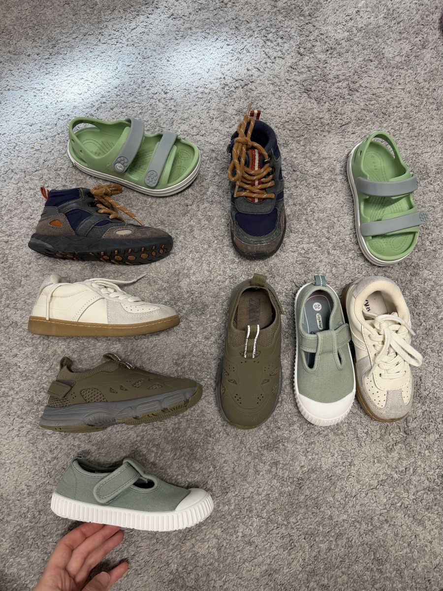 Scarpe per ragazzi: Schuhe Set Gr.25 – Usato da Rothenhausen venduto da dbu_gh52
