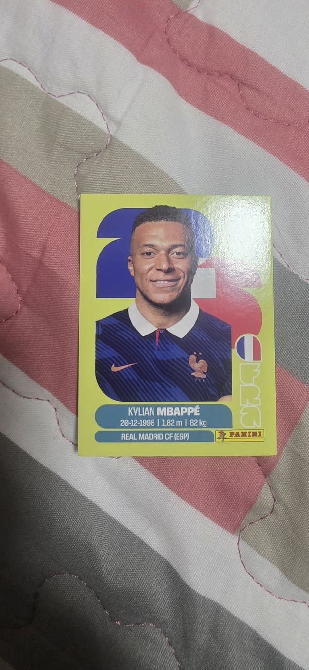 Panini Cartes à collectionner: panini mbappé – Neuf avec emballage d'origine à Carouge GE par gaomadal