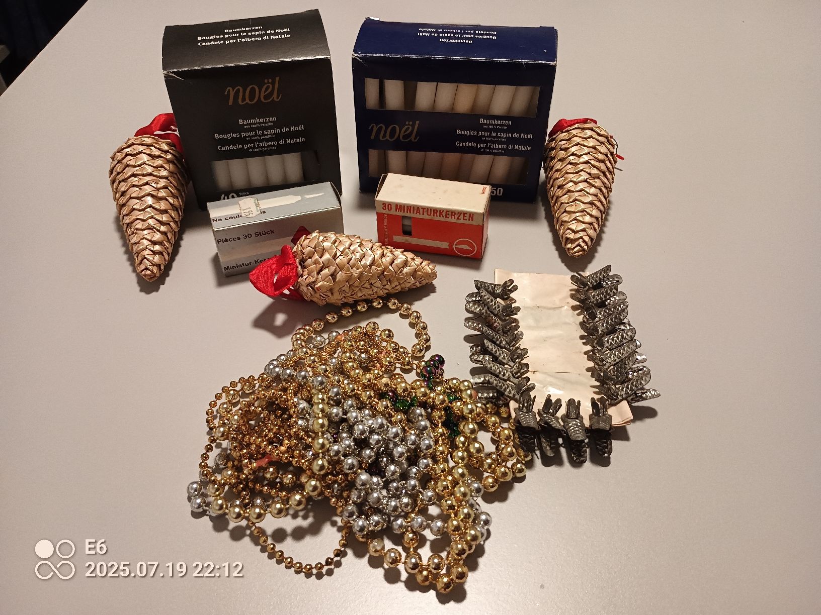 Tutte le decorazioni: Paket mit Weihnachts/Baumschmuck – Usato da Zürich venduto da Mitzi6 1