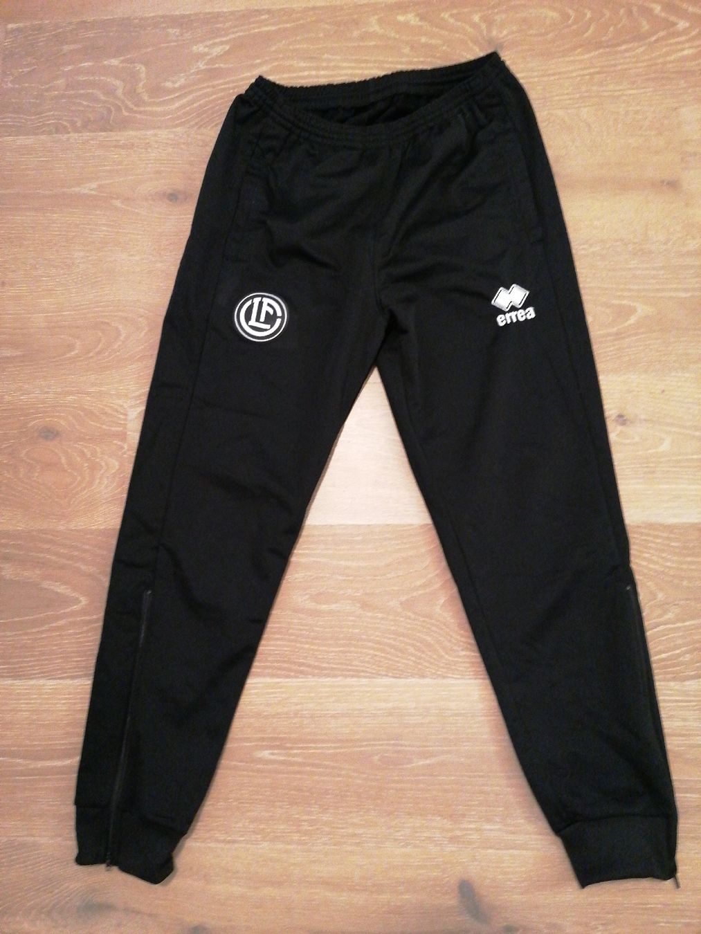 Pantaloni: Trainer Hosen, schwarz, Grösse S – Nuovo e nell'imballaggio originale da Lugano venduto da fab_h5r2
