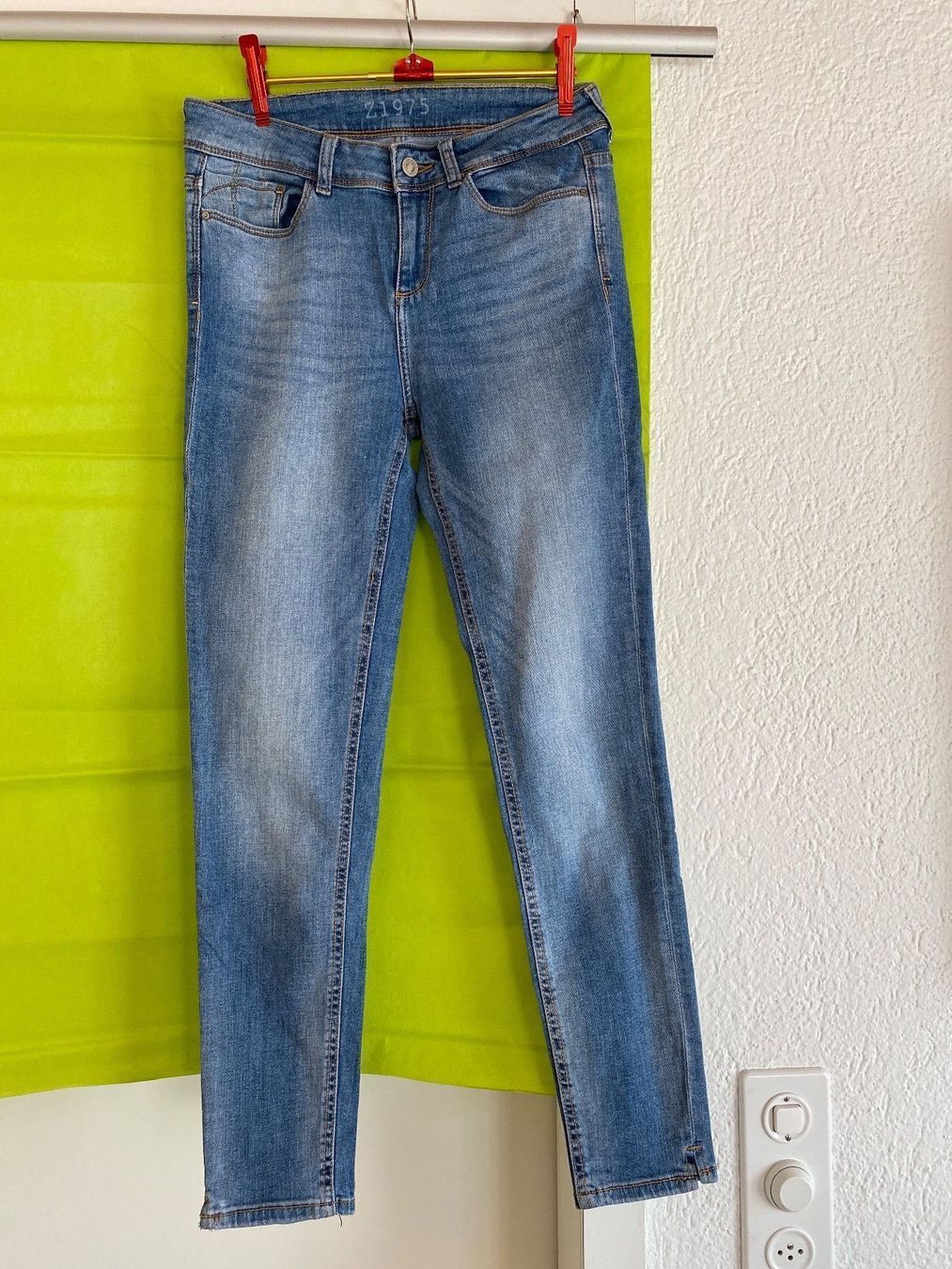Zara Jeans: 👖Zara Basic super Jeans 👖 Gr. 36 – Gebraucht aus Pfäffikon SZ von Anita8808 1