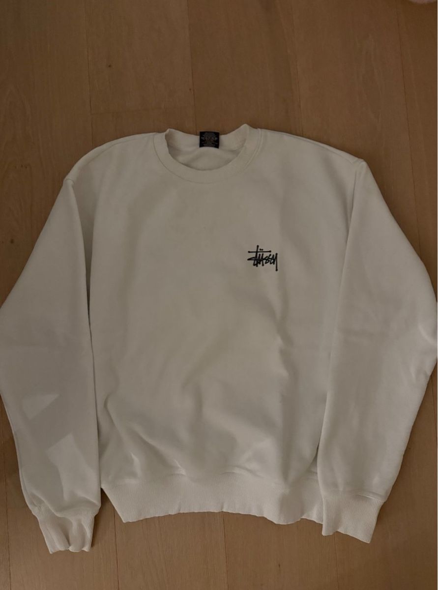 Stüssy Pulls & Sweat-shirts: Stüssy Sweatshirt – D'occasion à Baar par sara_384