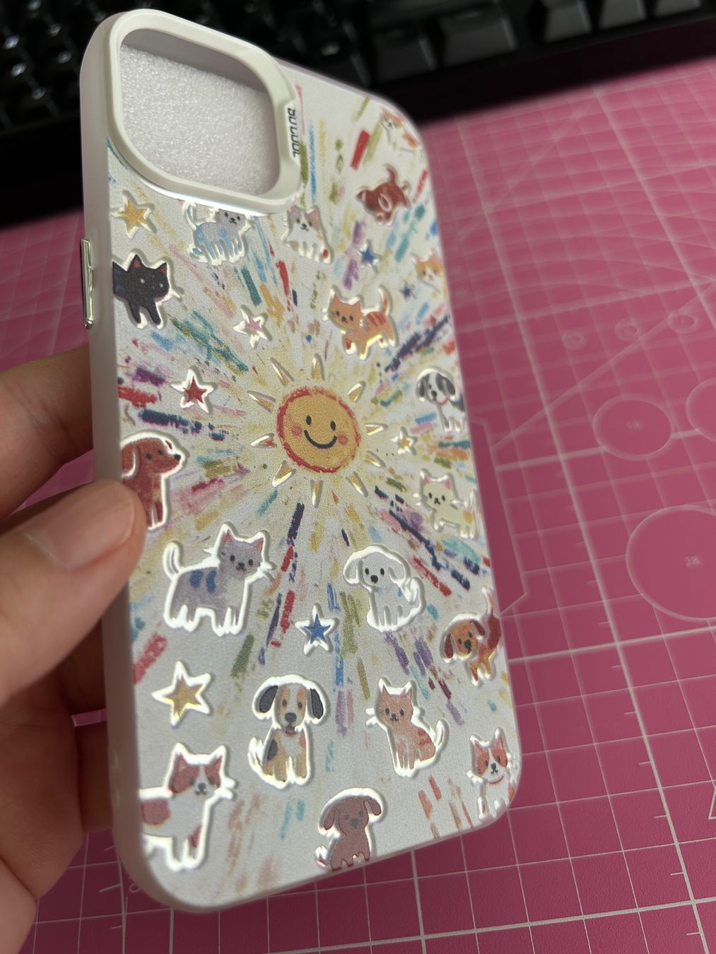 Apple Cover & Protezioni schermo: iPhone 14 phone case - NEW! – Nuovo e nell'imballaggio originale da Basel venduto da lau_982w 1