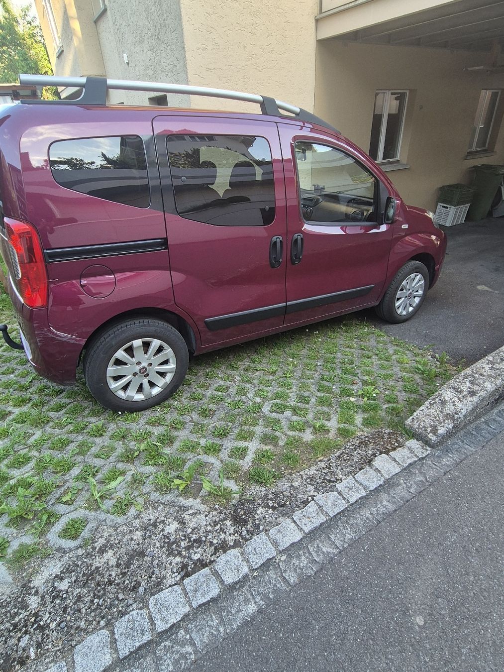 Fiat Autos: Fiat Qubo 1.3 MJ – Defekt aus Oberägeri von Kenwood4 5