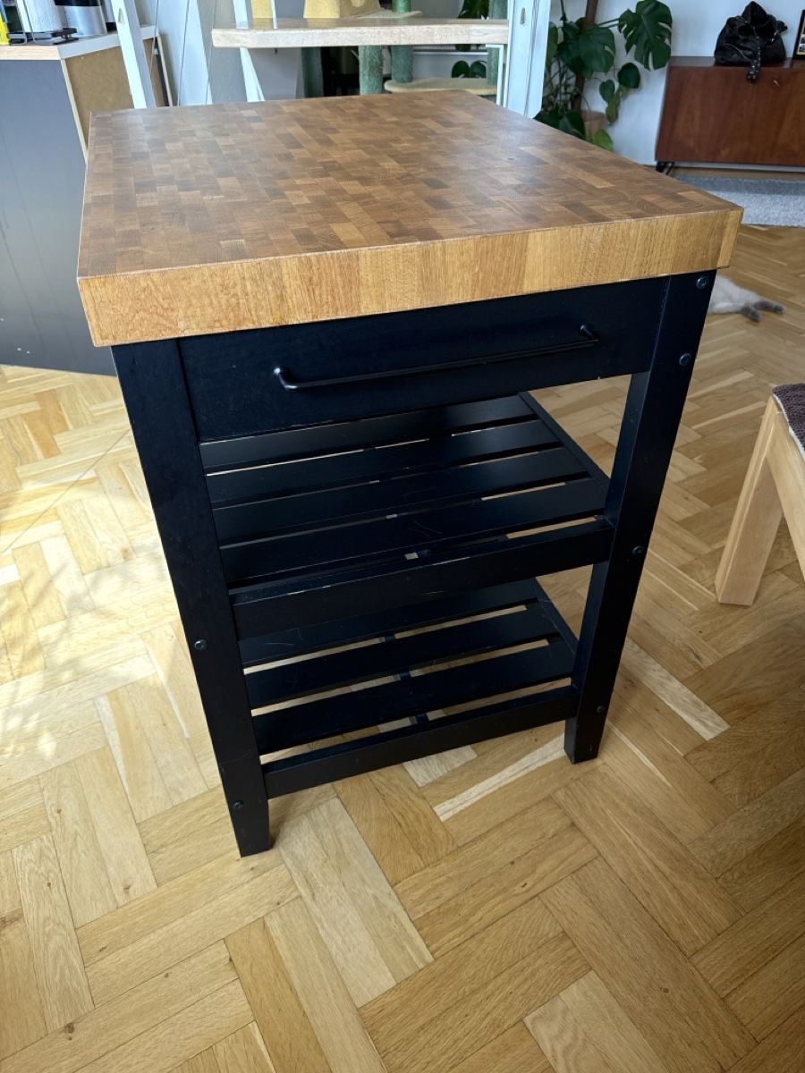 Cucine complete: Massive Kücheninsel mit Schublade (IKEA) – Usato da Basel venduto da Xeno_96 2