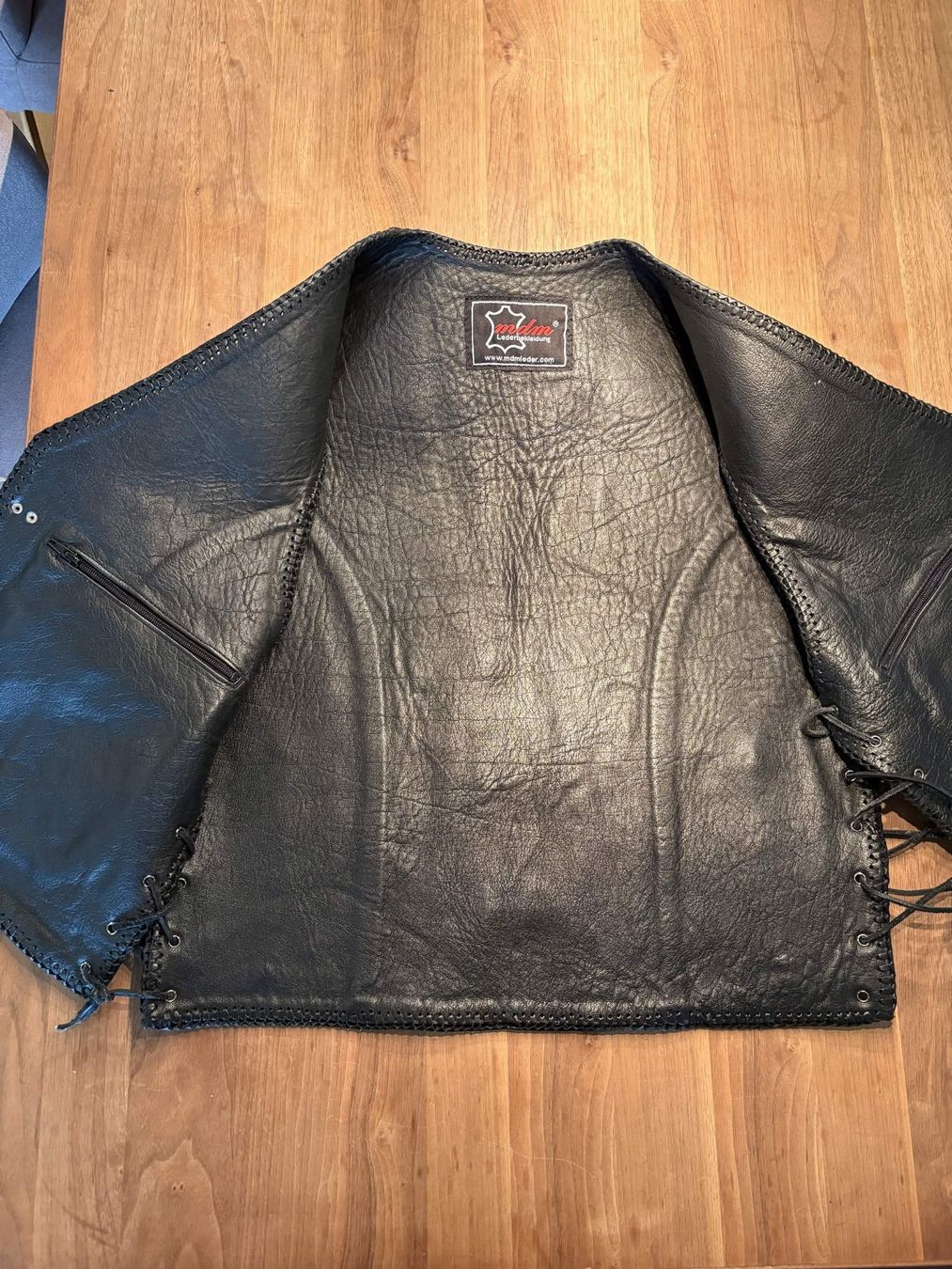 Gilet & Giacche: Lederweste Kutte Neu von MdM Leder – Nuovo (secondo la descrizione) da Schindellegi venduto da flo_wm7x 1