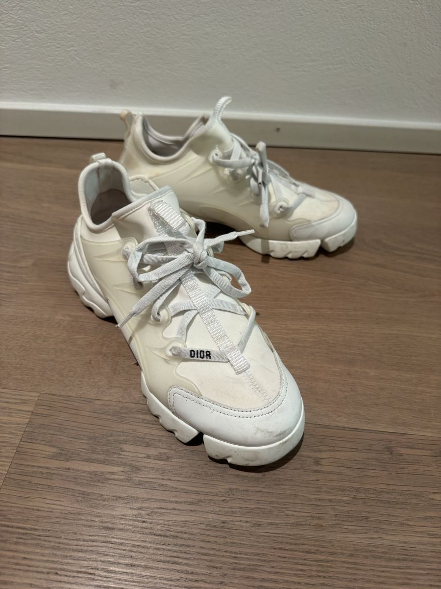 Dior Chaussures femmes: Dior Sneakers – D'occasion à Küsnacht ZH par Zafsa 1