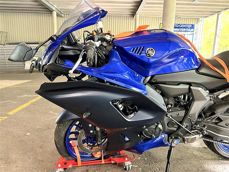 Yamaha Strada: Yamaha R7 ABS – Usato da Winterthur venduto da MCW 5