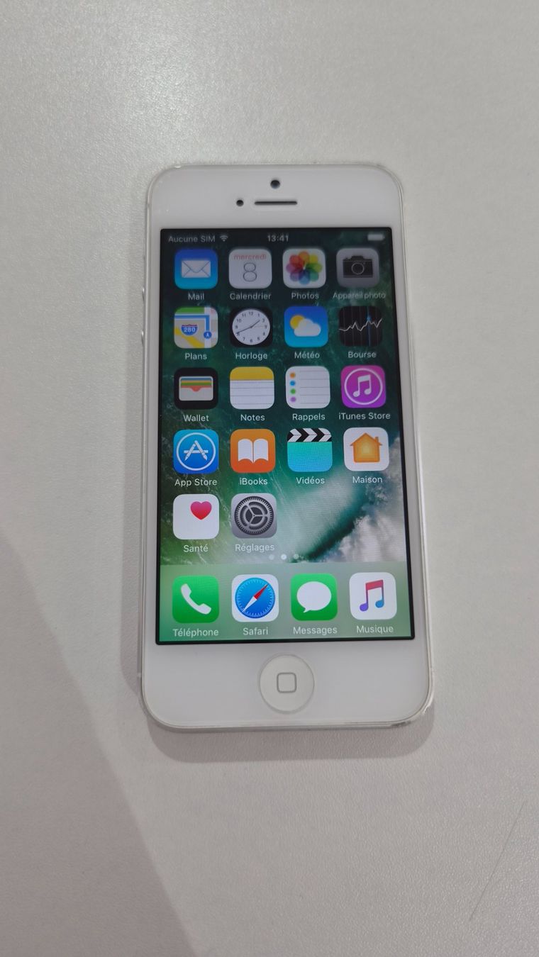 Apple Portables: iPhone 5 – D'occasion à Chatel-St-Denis par Teck7
