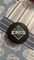 Eishockey Puck EHCO 1934 Logo schwarz neuwertiger Zustand