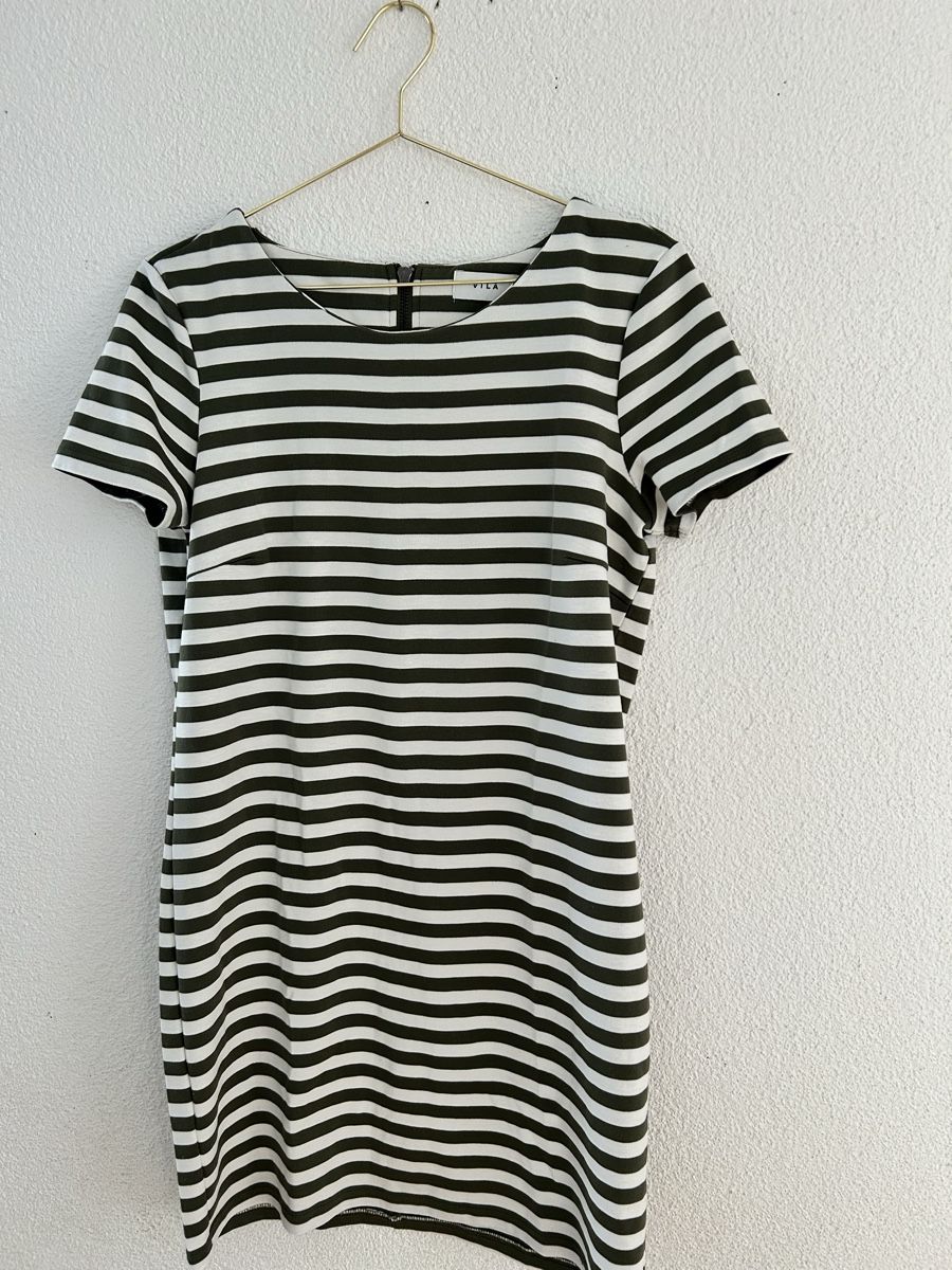 Vila Vestiti: Kurzes Kleid von Vila(M) – Usato da Zürich venduto da leo_m7wh