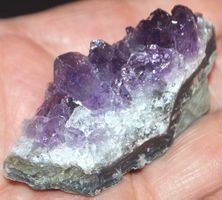 Deko Heilstein L-5124– Uruguay Amethyst Cluster –30.48 Gramm