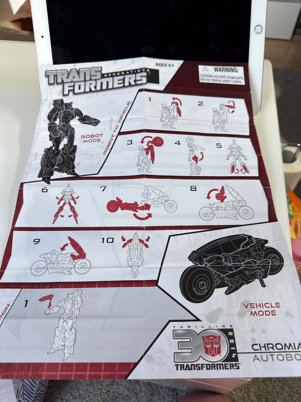 Hasbro Statuette: Transformer Chromia Motorrad Hasbro – Usato da Allschwil venduto da meeresperle 1