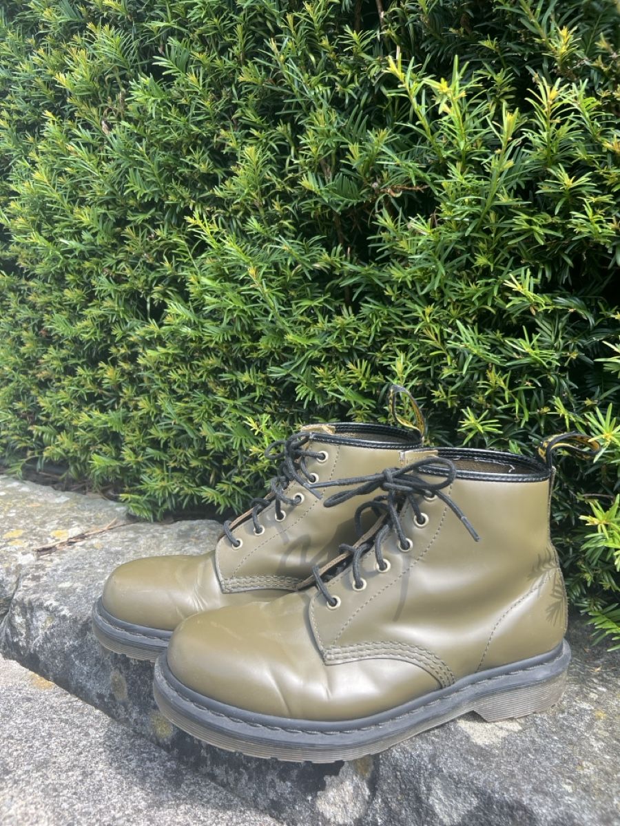 Dr. Martens Scarpe da uomo: Dr. Martens Stiefel Khaki Grösse 42 – Usato da Rapperswil SG venduto da din_lnq9 1
