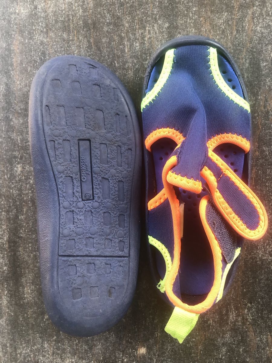 Scarpe da uomo: Badeschuhe Kinder – Usato da Solothurn venduto da galinka 2