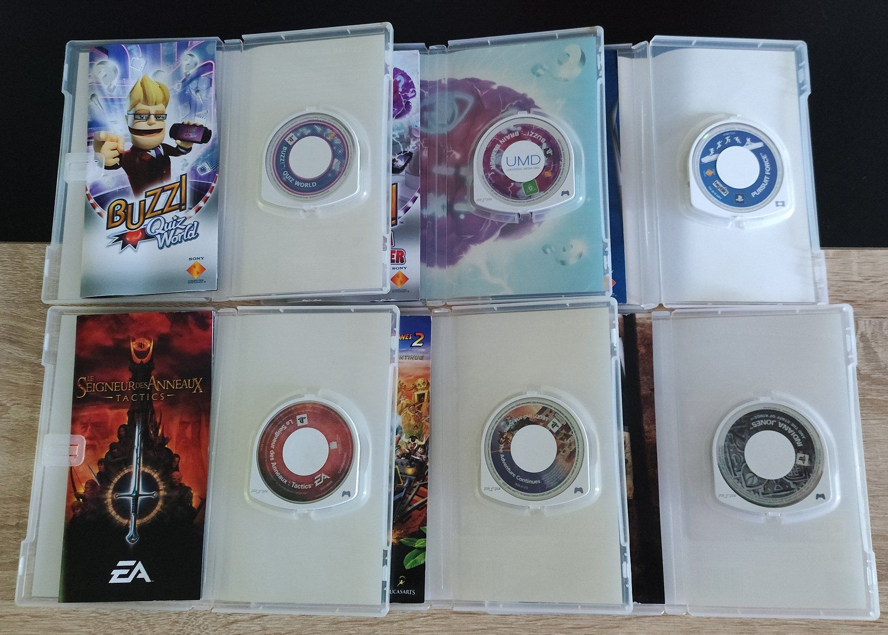 Sony Jeux: 6 verschiedene PSP-Spiele jeux PSP differentes diversi gioch – D'occasion à Grandson par proekt 1