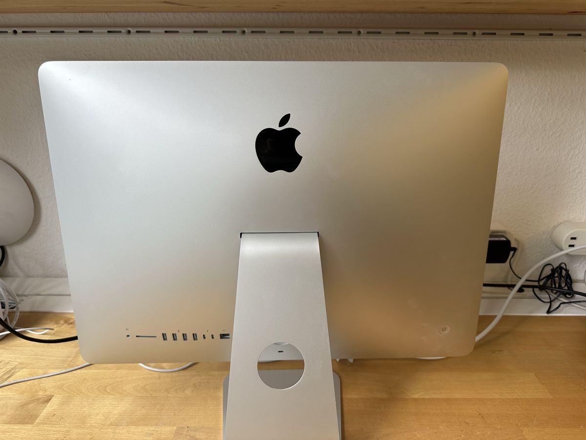 Apple PC: iMac 21.5“ 4K 2017 – Usato da Luzern venduto da FrankGroebel 1