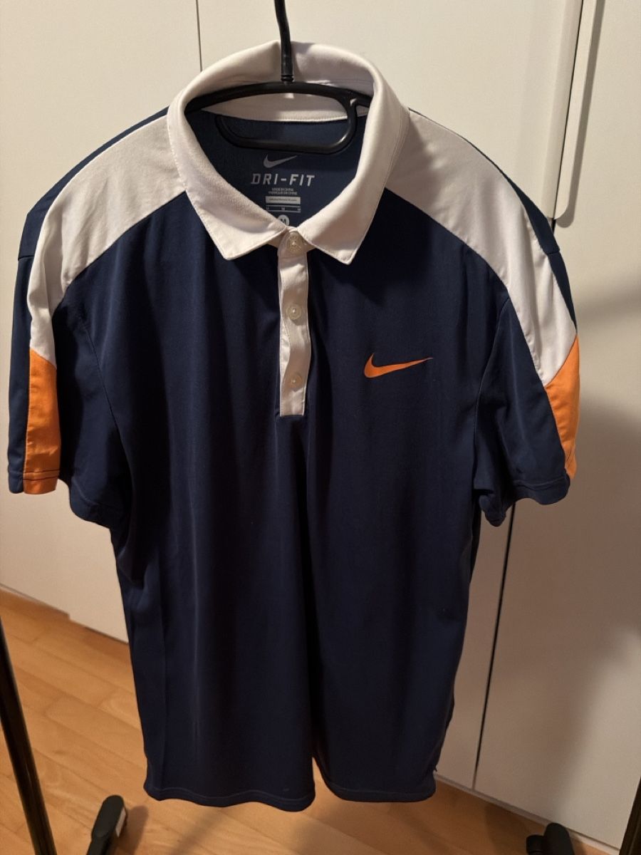Nike Polos: Nike polo  – D'occasion à Sementina par bru_vpp5