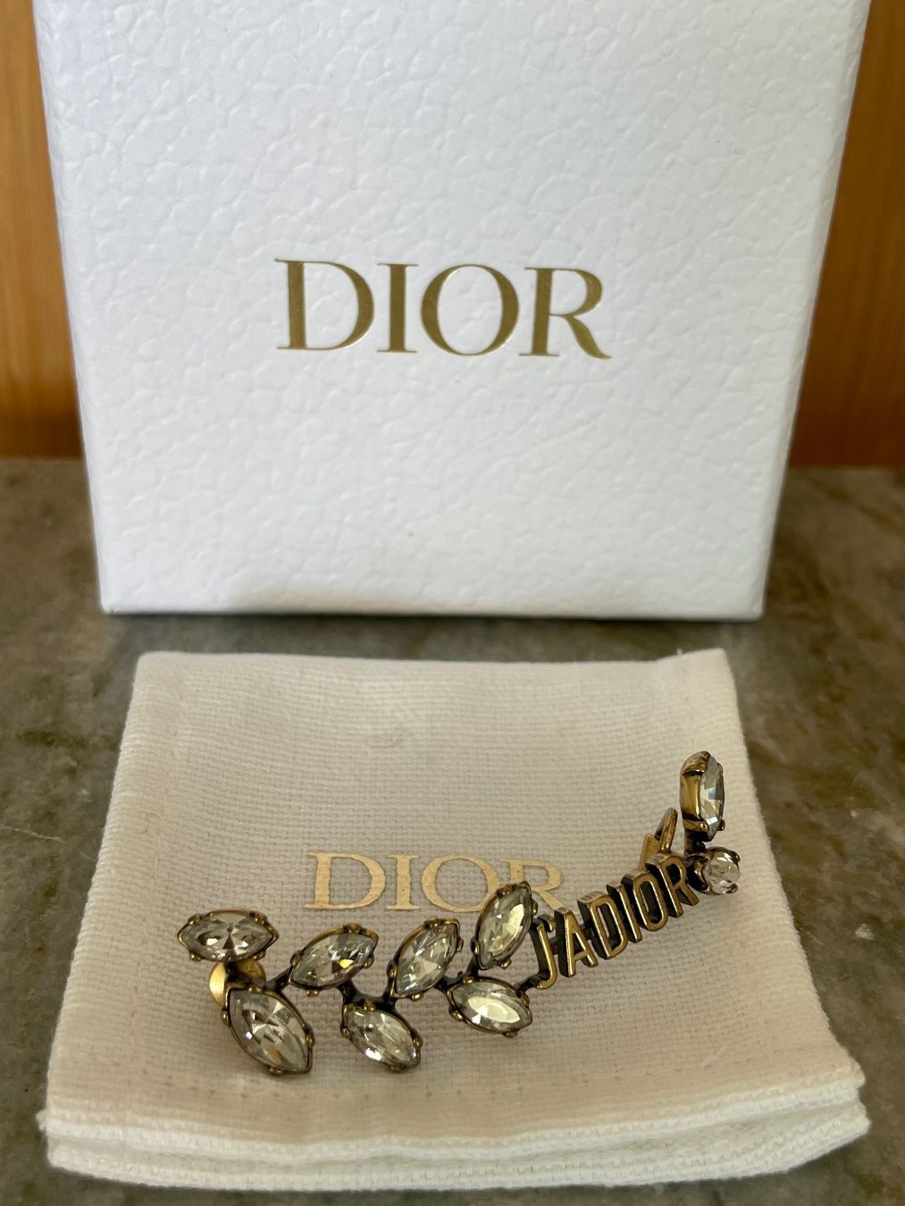 Dior Orecchini pendenti & Orecchini a lobo: Christian Dior Earclimber – Nuovo e nell'imballaggio originale da Zürich venduto da erica72 3