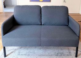 2-Sitzer-Sofa – GLOSTAD (IKEA) in sehr gutem Zustand