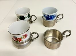 Set von 3 Tassen mit 4 Halterungen aus Zinn