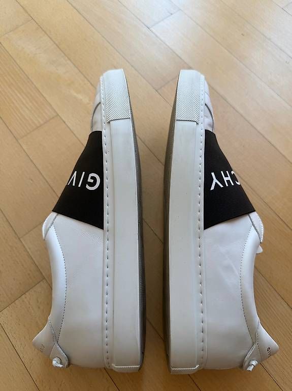 Scarpe da uomo: Givenchy Sneaker  – Usato da Zürich venduto da mar_9fkj 2