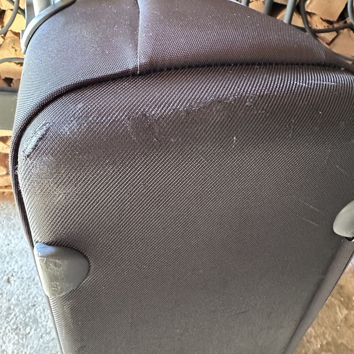 Samsonite Valigie: Samsonite Koffer mit 4 Rollen 55cm – Usato da Sax venduto da kaulquappe01 6