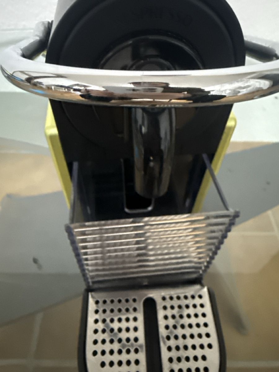 Macchine per caffè & Macchine per espresso: Machine à café Koeing - Capsule – Usato da Soyhières venduto da Jura22 2