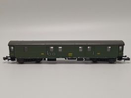 Roco 02277C SNCF Eilzug-Gepäckwagen (A)