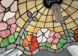Tiffanystil Deckenlampe spezielle Glas Lampenschirm. B.52cm