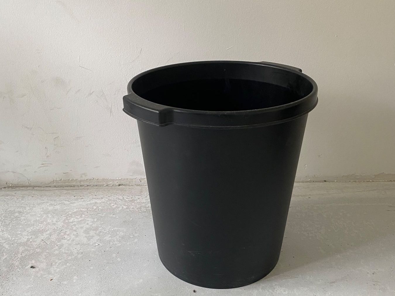Cestini per rifiuti: Abfalleimer – Usato da Chur venduto da has_f8lc