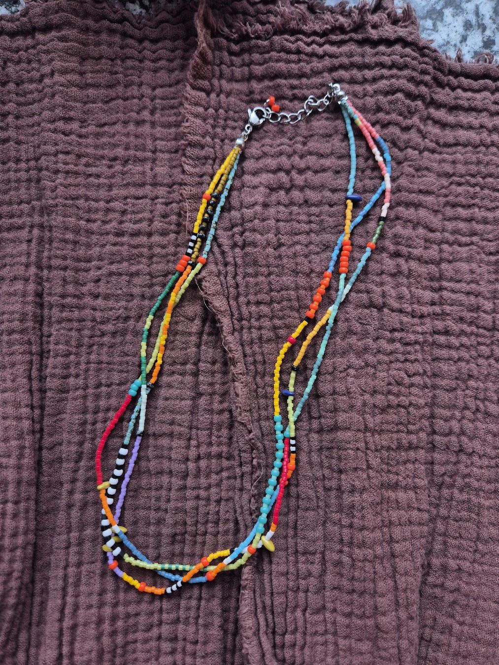 Catenine: Bunte Halskette mit Rocaillesperlen, Ethno, Hippie, Retro – Nuovo (secondo la descrizione) da Niederdorf venduto da frau.patchouli 1
