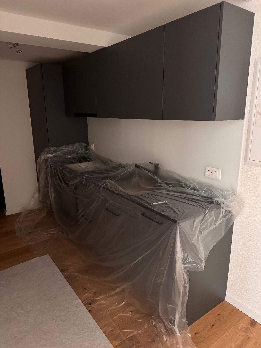 Cucine complete: Komplete Küche NEU zwei Stk. – Nuovo (secondo la descrizione) da Othmarsingen venduto da FIXPREIS 1