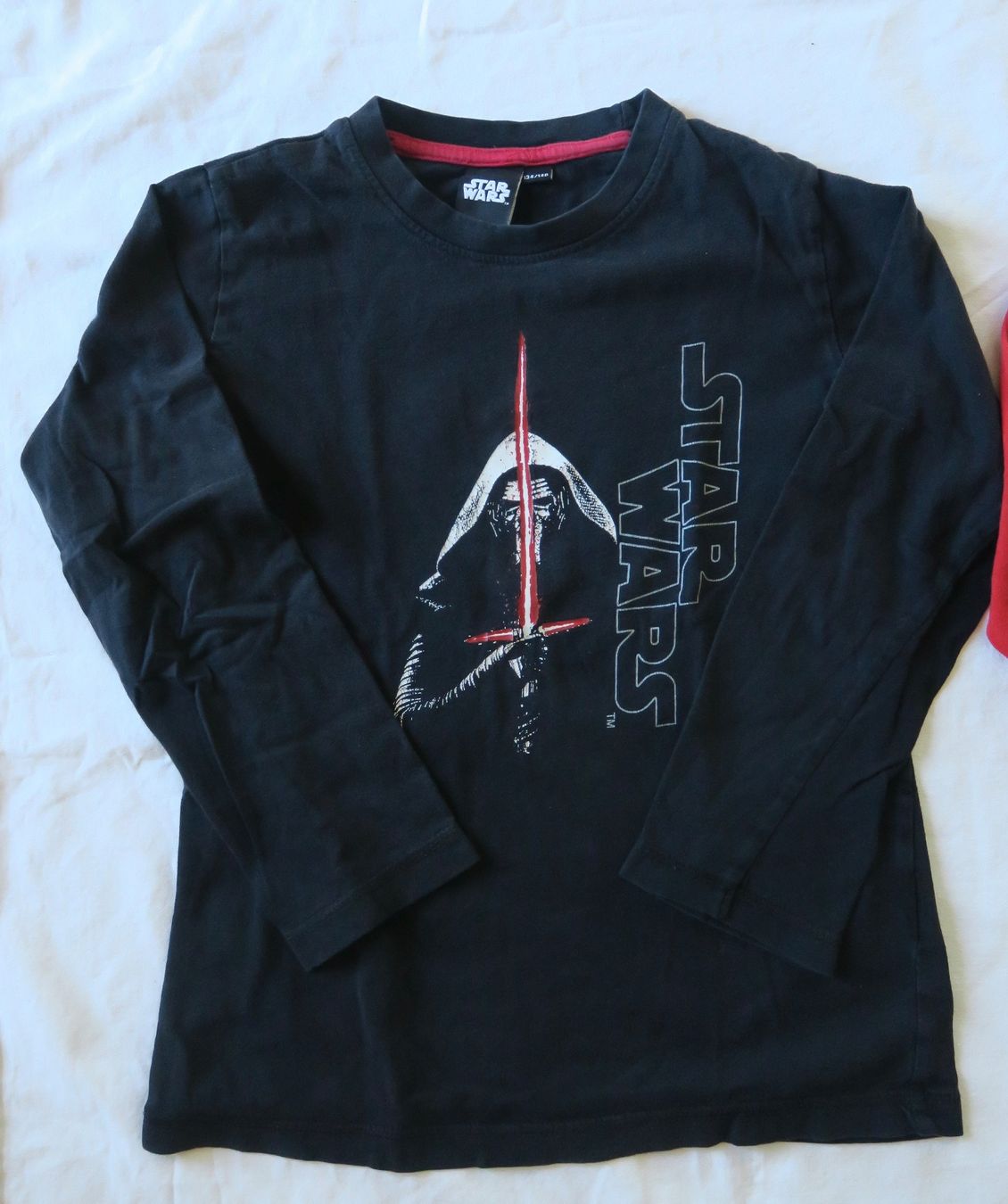 Hemden, T-Shirts & Polos: 3 x Kinder Langarmshirts 134/140 – Gebraucht aus Davos Platz von Infinity795 1