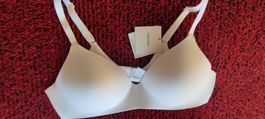 Calvin Klein BH weiss Grösse 80B neu mit Etikett