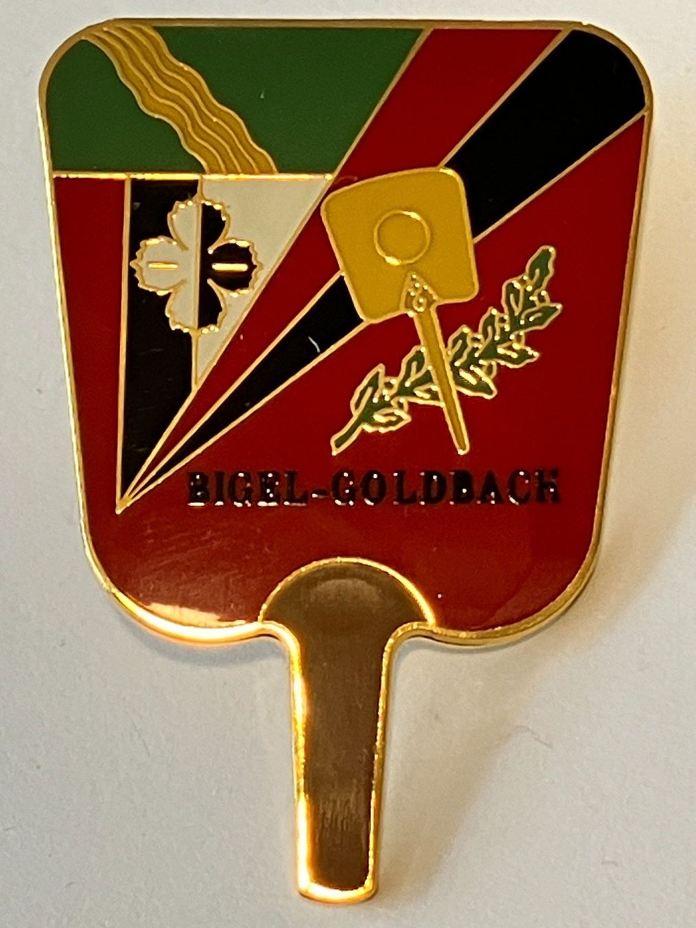 Placchette & Badge: 1 Pin Bigel-Goldbach – Usato da Basel venduto da djwwpp
