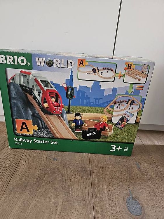 BRIO World Starter Set Reisezug